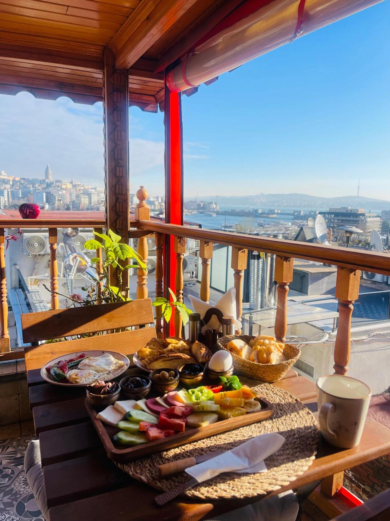 The Astra Hotel Istanbul Exteriör bild
